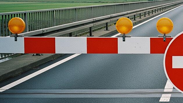 Br&uuml;ckensperrung auf einer Bundesstra&szlig;e