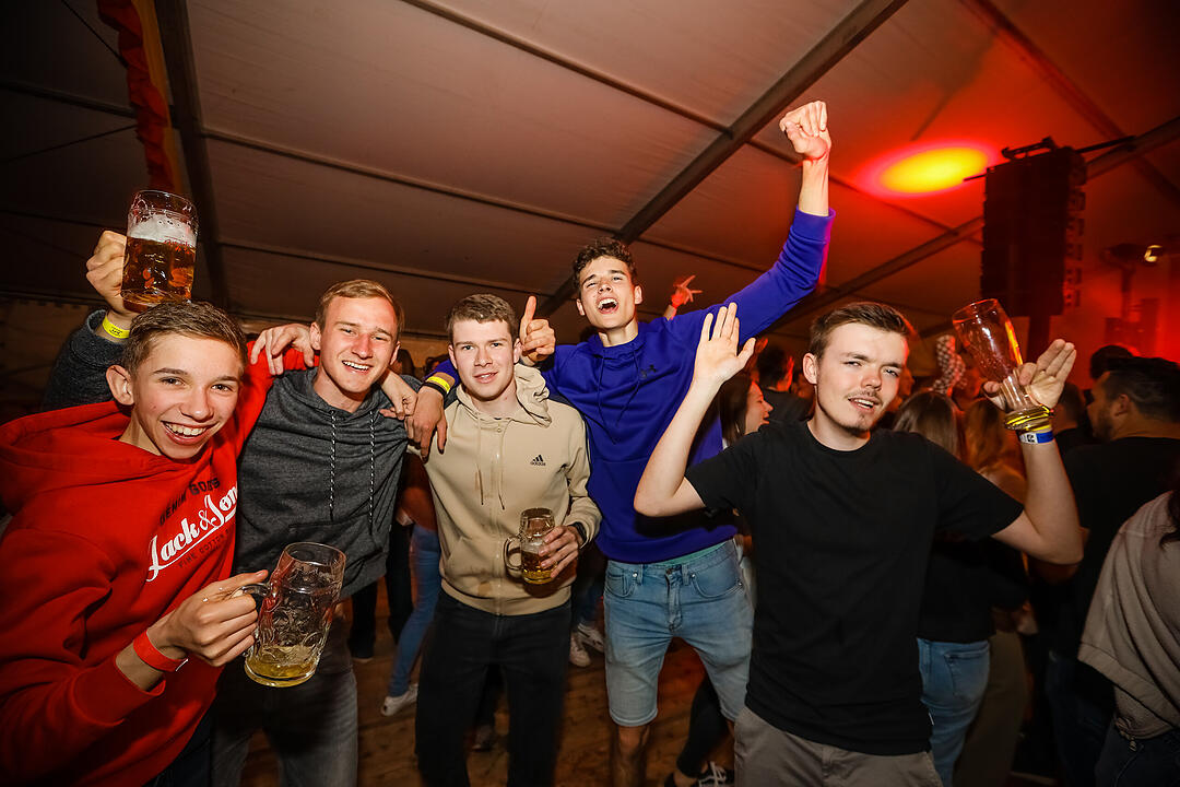 Weinfest Opening Party mit DJ Matze und Franky