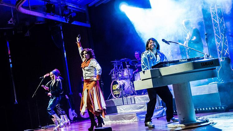 Reichlich Applaus gab es im Coburger Kongresshaus für die Konzert-Show "Abba Gold".Foto: Jochen Berger