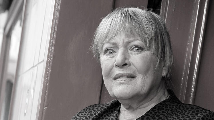 Film-Diva des Nachkriegskinos - Schauspielerin Karin Baal ist tot