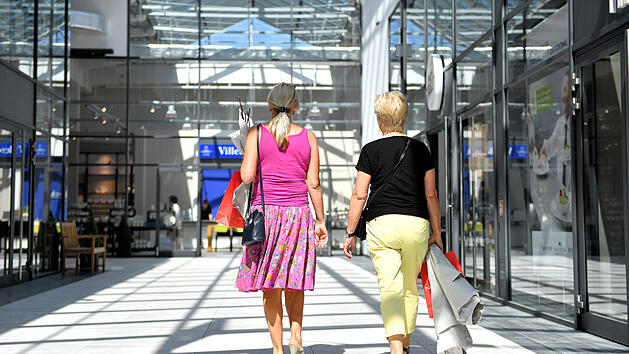 Einkaufen im Outlet-Center Selb