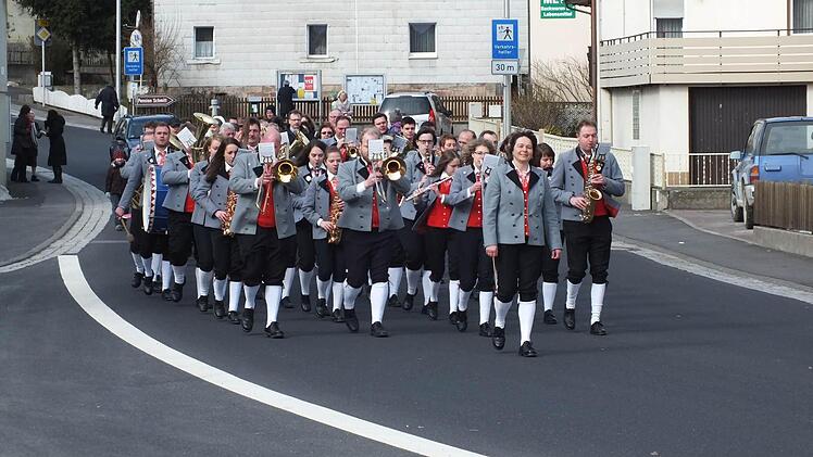 Die Waldfensterer Musiker haben sich einem Wertungsspiel gestellt und erhielten die höchste Auszeichnung. Fotos: Archiv Björn Hein