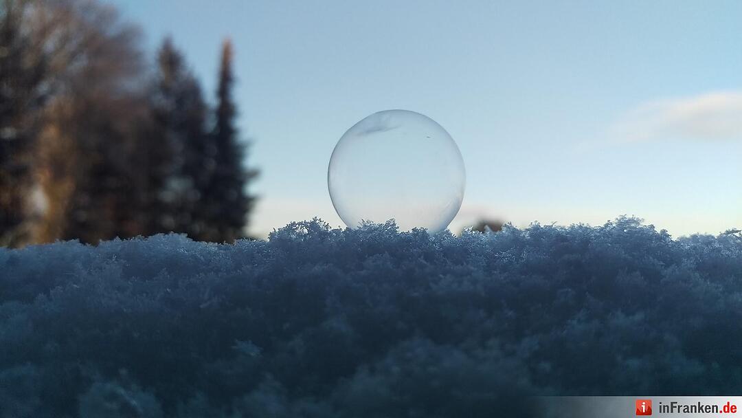 Eis und Schnee in Franken - die schönsten Winterleserfotos