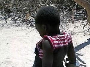 Der Verein Hilfe für Kinder in der Dritten Welt unterstüzt auch ein Heim in Namibia, das dieses Kind besucht.  Fotos: Hackenberg