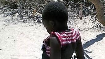 Der Verein Hilfe für Kinder in der Dritten Welt unterstüzt auch ein Heim in Namibia, das dieses Kind besucht.  Fotos: Hackenberg