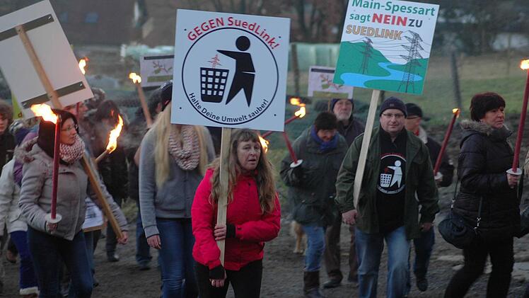 Demonstration gegen die Südlink-Stromtrasse in Römershag/Bad Brückenau. Foto: Sebastian Schmitt-Mathea