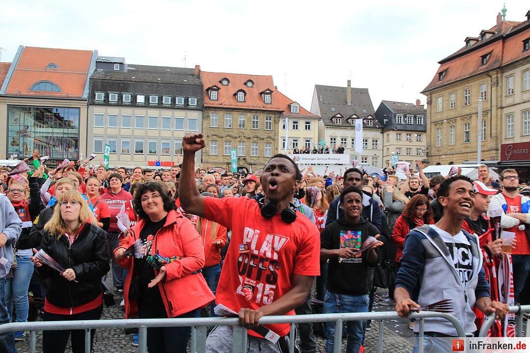 Bilder vom Public Viewing am Bamberger Maxplatz Teil 2