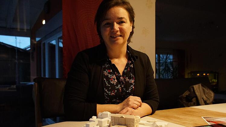 Im Beruf führt Christine Welsch ihre mathematische und ihre gestalterische Begabung  sowie handwerkliches Geschick zusammen. Beim Bauen von Modellen kann es ihr gar nicht verzwickt genug sein. "Ich liebe die Herausforderung", erzählt sie.Sabine  Weinbeer
