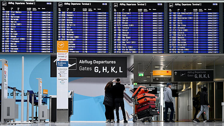 Münchner Flughafen stellt Betrieb zeitweilig ein