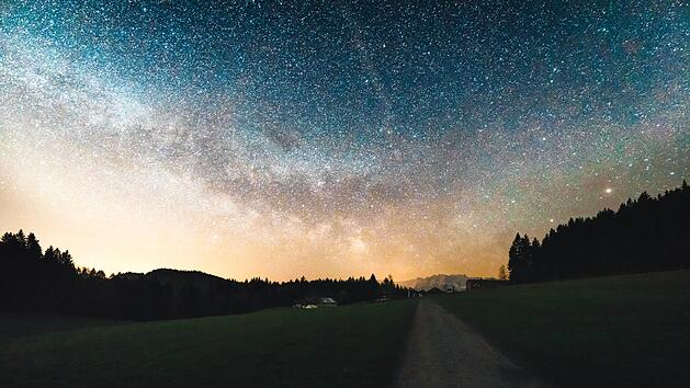 N&auml;chte voller Sternschnuppen: Meteorstrom der Arietiden erreicht bald Maximum