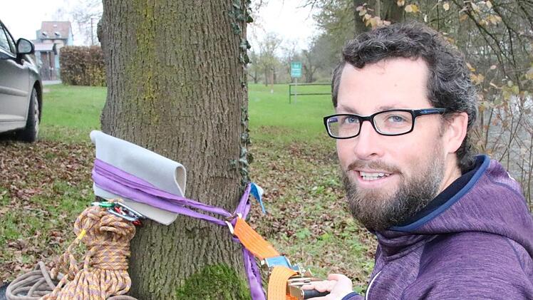 Leander Vierheilig macht sich aktuell als Erlebnispädagoge selbstständig, die fachliche Grundlage dafür holte er sich am Volkersberg. Beim Fachtag kommende Woche stellt er ein Praxisprojekt für Familien vor. Foto: Ralf Ruppert