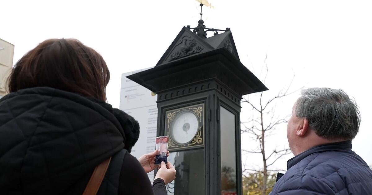Uhr-oder-Phallus-Werdau-sorgt-mit-Nascherei-f-r-Lacher