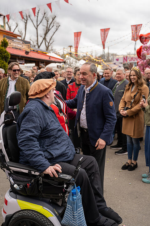 Mehr als 150 Buden und Attraktionen!