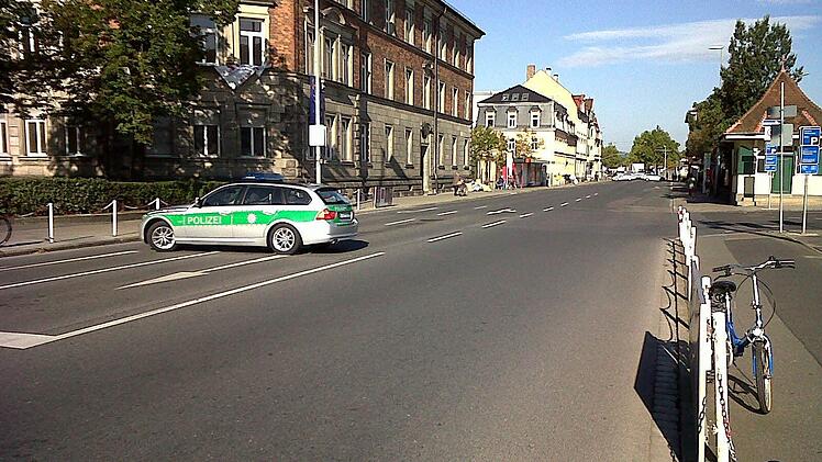Die Ludwigstraße wurde auch Richtung Norden abgesperrt. Foto:Ronald Rinklef