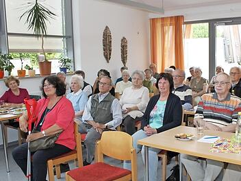 Forchheimer Senioren tauschten sich mit OB Kirchstein aus.  Foto: Carmen Schwind