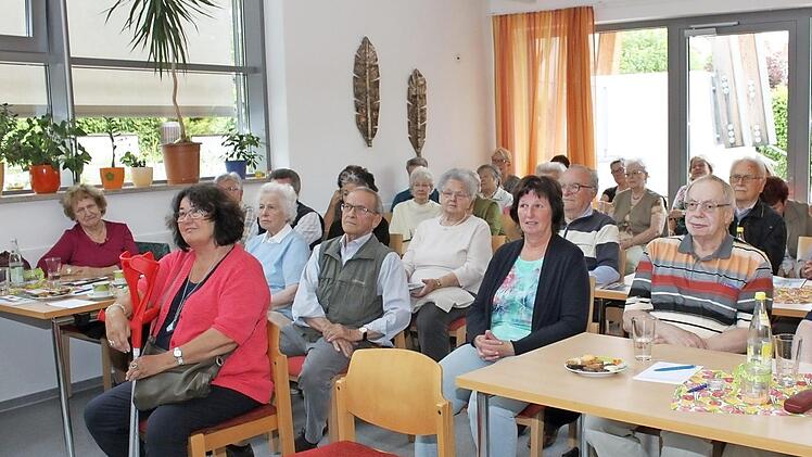 Forchheimer Senioren tauschten sich mit OB Kirchstein aus.  Foto: Carmen Schwind