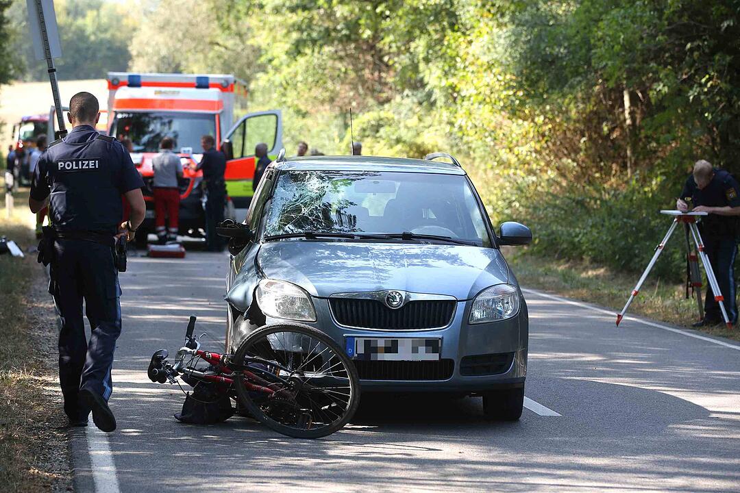 Unfall im Kreis Forchheim: 63-jähriger Radler stirbt vor den Augen seiner Frau