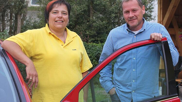 Ines Pechtold und Michael Müller sind oft auf dem Sprung, um den Patienten auch außerhalb der Sprechzeiten zu helfen. Foto: Veronika Schadeck