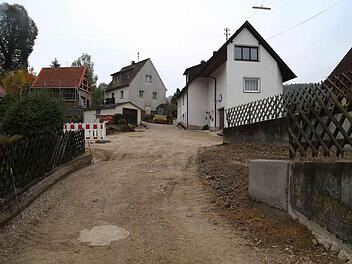 Die Bauarbeiten am Obertrubacher Schlossberg sind in vollem Gang. Foto: Franz Galster