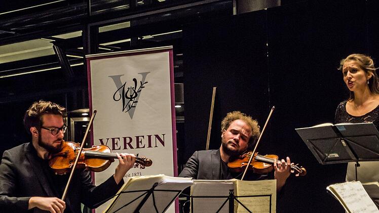 Saison-Auftakt beim Coburger "Verein": Impressionen vom Konzert des Goldmund QuartettsFoto: Jochen Berger
