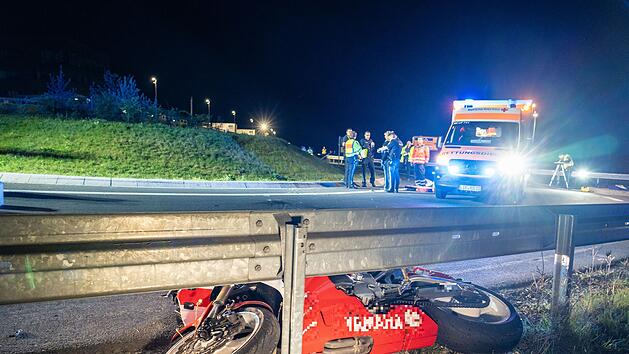 Viele Motorradunfälle am Wochenende in Franken: Ein Toter, mehrere Verletzte