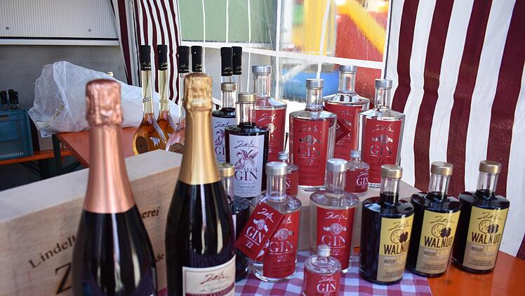 Gin, Sekt und mehr Foto: Petra Malbrich