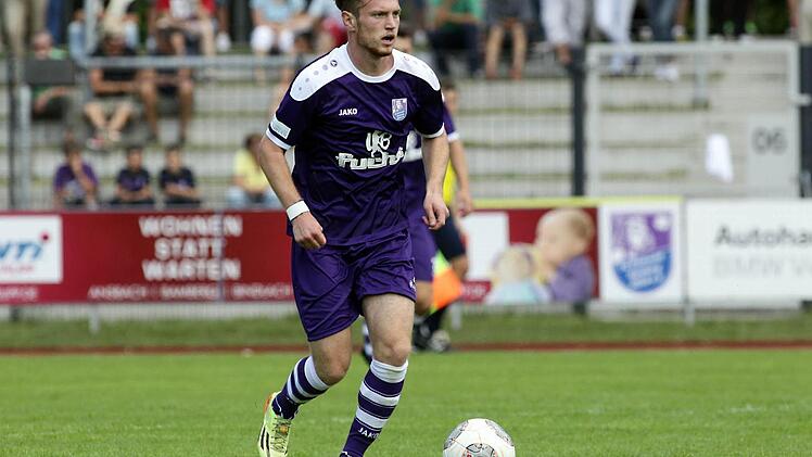 Der gebürtige Oberhaider Dominik Schmitt trifft auf seine ehemaligen Teamkollegen.