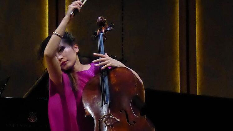 Noch ganz im Schwung: Jing Zhao nach dem "Grand Tango".  Foto: Ahnert
