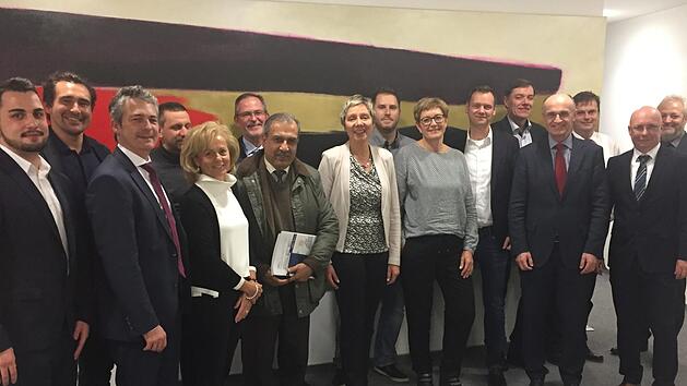 Die Vertreter des IHK-Gremialausschusses Haßberge trafen sich zur Herbsttagung in Zeil - Achte von links Anne Feulner, Vorsitzende des IHK-Gremialausschusses Haßberge.privat