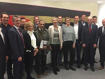 Die Vertreter des IHK-Gremialausschusses Haßberge trafen sich zur Herbsttagung in Zeil - Achte von links Anne Feulner, Vorsitzende des IHK-Gremialausschusses Haßberge.privat