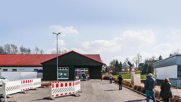 Corona-Tests plötzlich kostenpflichtig: Fränkische Teststellen werden von Neuerung teils überrascht