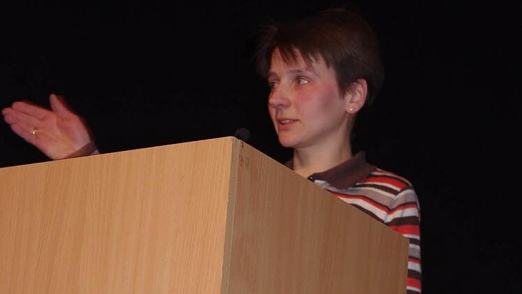Projektleiterin Bianca Fischer-Kilian stellte die "Seniorengemeinschaft Kronach Stadt und Land" vor.  Fotos: Heike Schülein