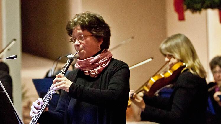 Danielle Maheux beeindruckte als Solistin bei der Uraufführung der Elegie für Oboe d'amore und Streichorchester von Gerhard Deutschmann.Foto: Jochen Berger