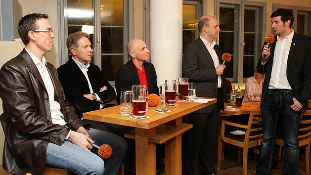 Chris Fleming (von links), Michael Stoschek, Wolfgang Heyder und Marko Beens stellten sich den Fragen von Thorsten Vogt. Foto: sportpress