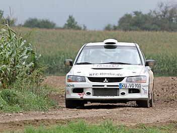 Der Himmelkroner Reinhard Honke dachte lange, er würde mit seinem Mitsubishi Evolution die Rallye Scheßlitz gewinnen können. Foto: db-Rallyephoto