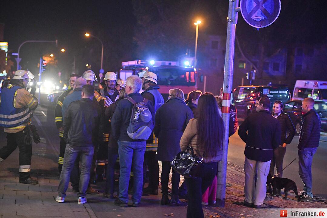 Brand in Tiefgarage in Bamberg - Hotel evakuiert