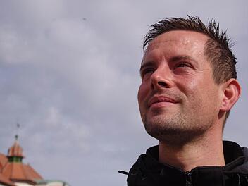 Jan-Philip Rebhan ist leidenschaftlicher Gleitschirmflieger.