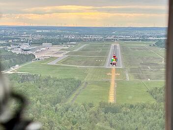 Flughafen Nürnberg zeigt "spektakuläres Foto aus Cockpit" - das steckt dahinter