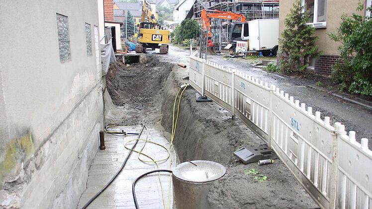 Der Tiefenbach erhält ein neues Flussbett.  Foto: Friedwald Schedel