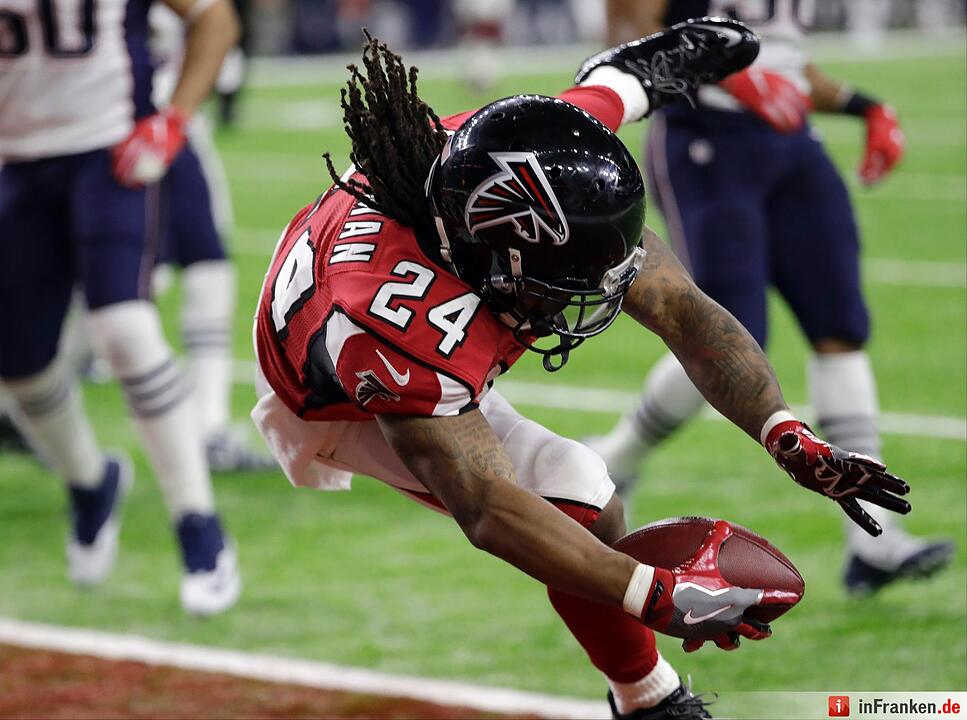 New England Patriots gewinnen 51. Super Bowl