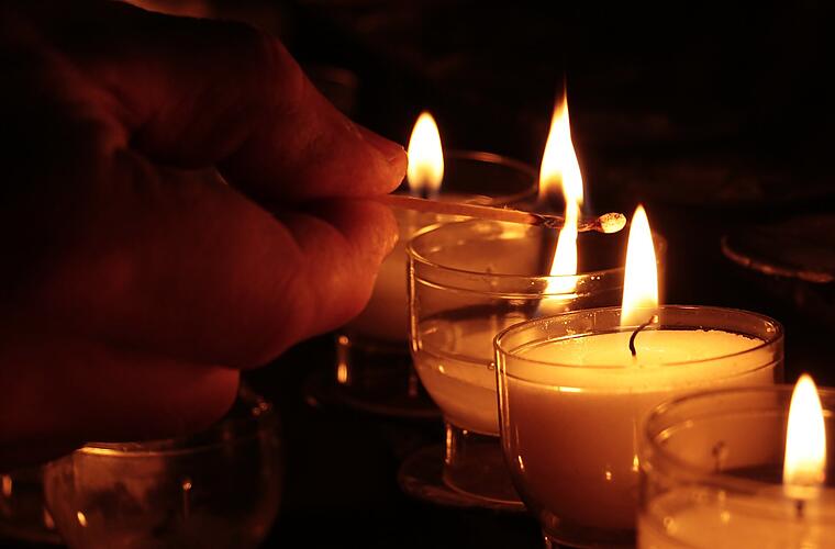 Bamberg: Gedenken an verstorbene Mitarbeiter - Landratsamt lädt zu Gottesdienst ein