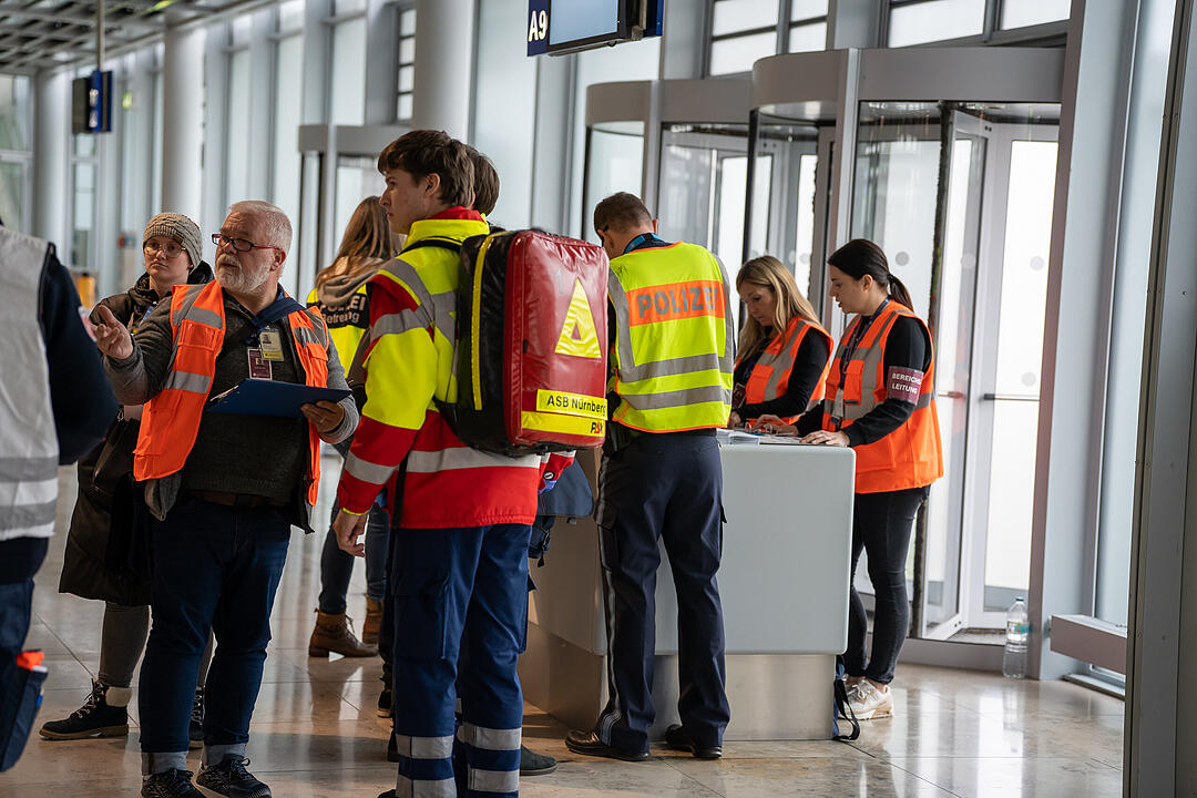 Großübung am Nürnberger Flughafen