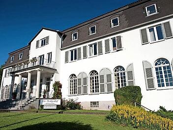 Vor zehn Jahren wurde im Heiligenhof die Akademie Mitteleuropa gegründet. Fotos: Sigismund von Dobschütz