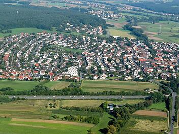 Gundelsheim - kaum ein Dorf im Landkreis Bamberg ist so engagiert, wenn es um eine bessere, &ouml;kologischere Zukunft f&uuml;r seine B&uuml;rger geht.  Foto: Ronald Rinklef