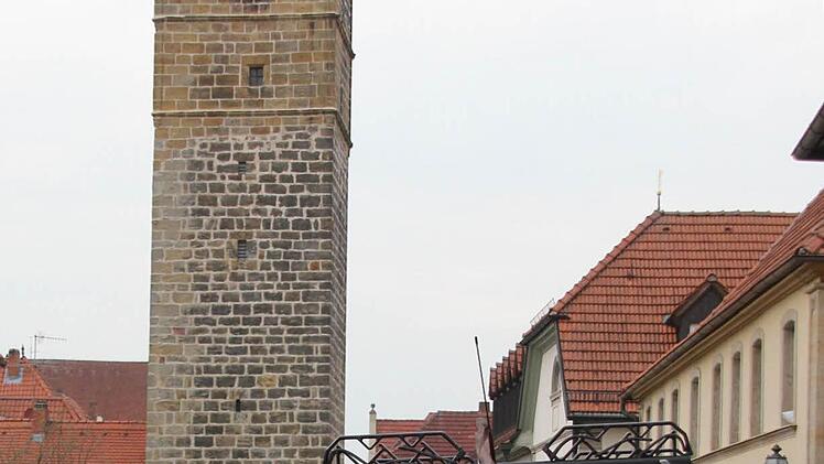 Wahrzeichen und Lokalpatriotismus: Dieser Passat-Fahrt zeigt schon lange die EBN-Flagge. Fotos: Ralf Kestel