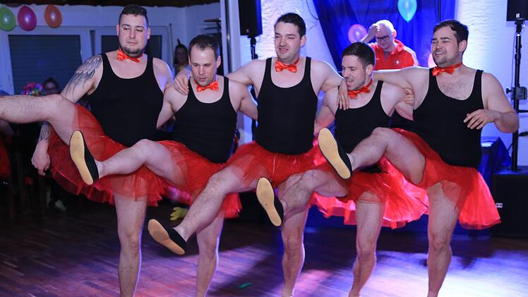 Oberehrenbacher Männerballett Foto: Franz Galster