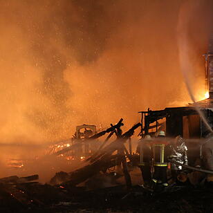 Sägewerk in Rehau in Flammen