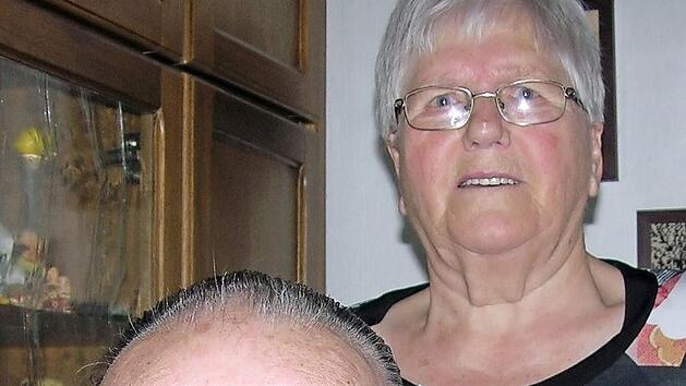 Diamantenes Ehejubiläum feiern Werner und Käthe Kestel.  Foto: Klaus Oelzner