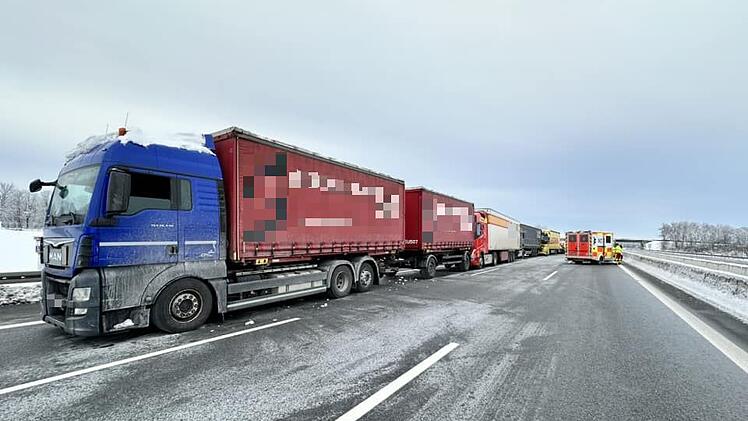Lkw, Unfall, Rettungskräfte
