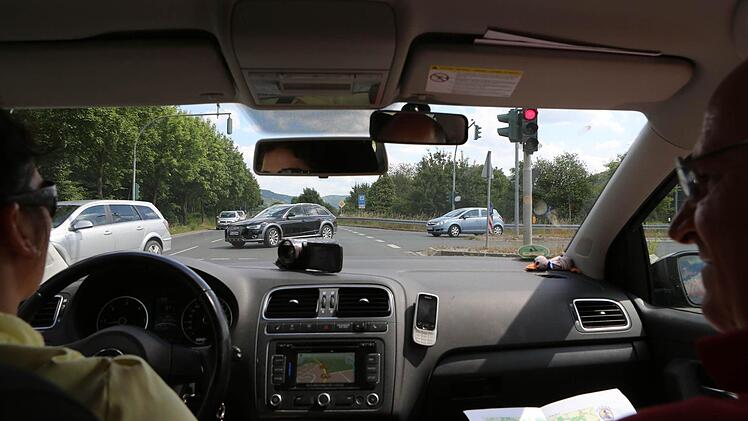 Testfahrt mit Fahrlehrer: Wir sind die Unfallschwerpunkte im Landkreis abgefahren. Fotos: Barbara Herbst
